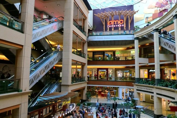 Pacific place mall